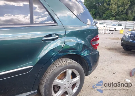 2008 Mercedes-Benz Ml 350 4Matic z USA, uszkodzony, nr VIN 4JGBB86E08A353554